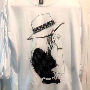 Women’s pull on fun and festive top size large